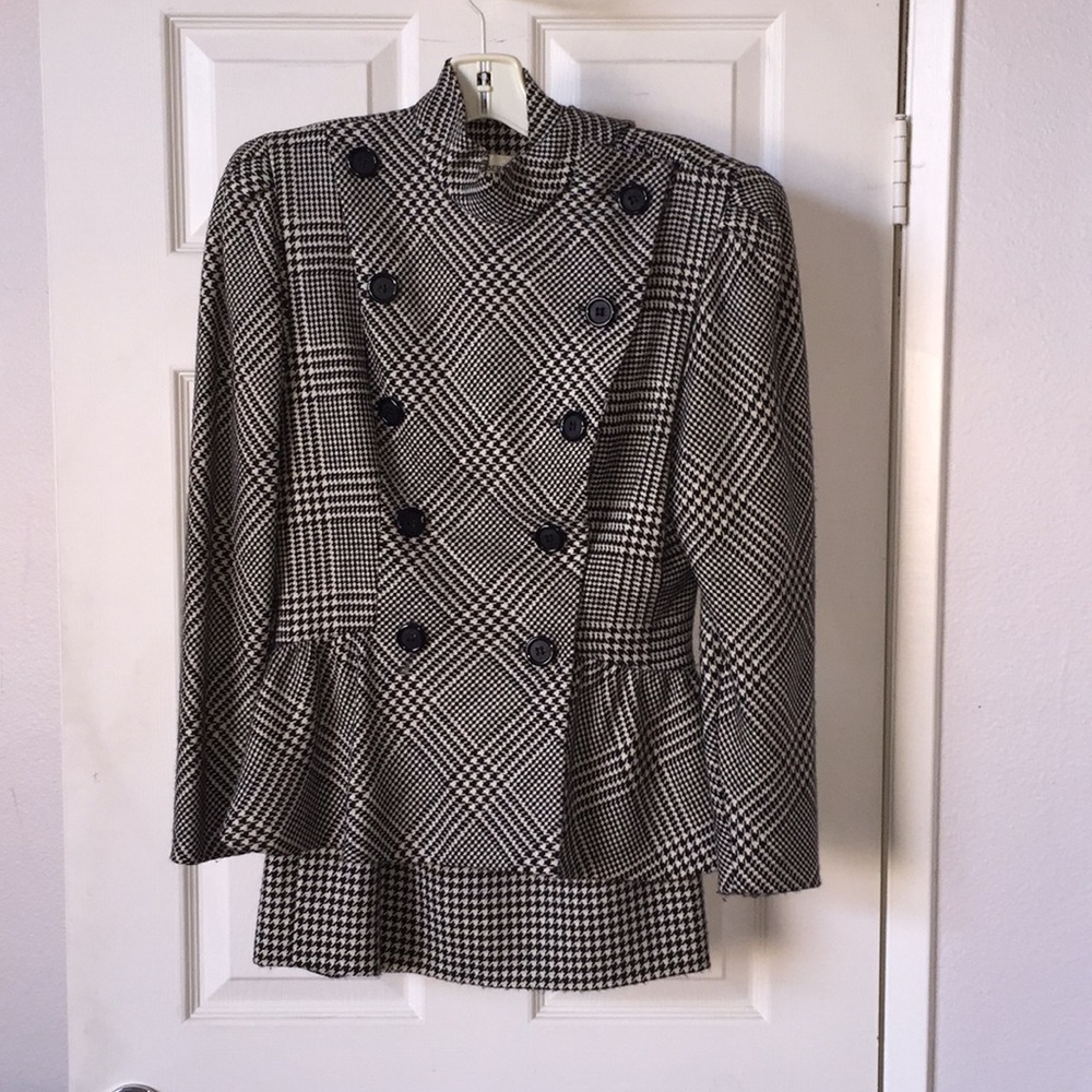 Vintage Albert Nipon suite